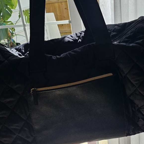 DSW Navy Blue Quilted Weekender duffel bag - Picture 6 of 6